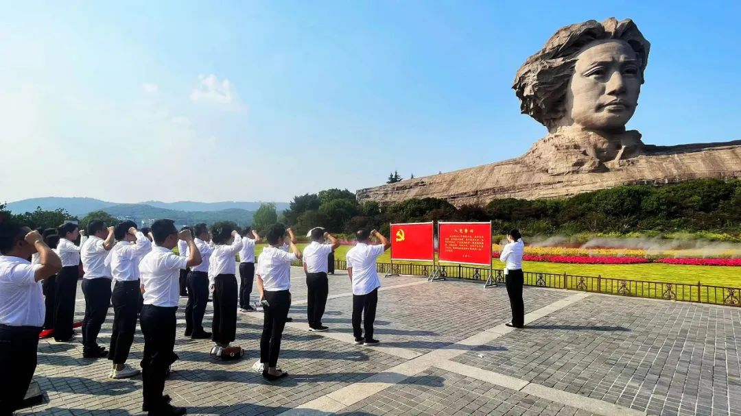 乐动网页版_乐动（中国）官方
党委组织开展“喜迎二十大 奋进新征程”主题党日活动